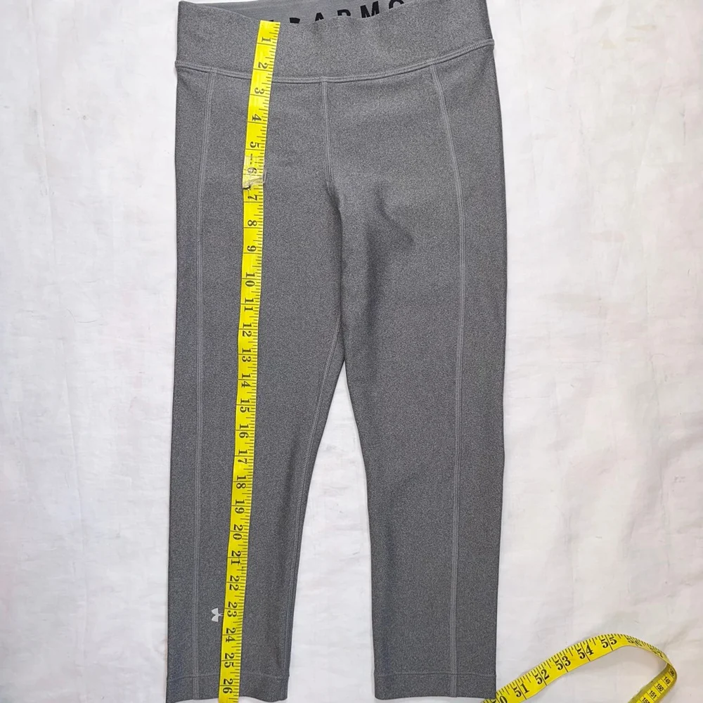 NWT Women’s Small Under Armour Cropped Compression Heatgear Athletic Leggings - Picture 6 of 8